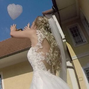 Fliegende Schaumherzen